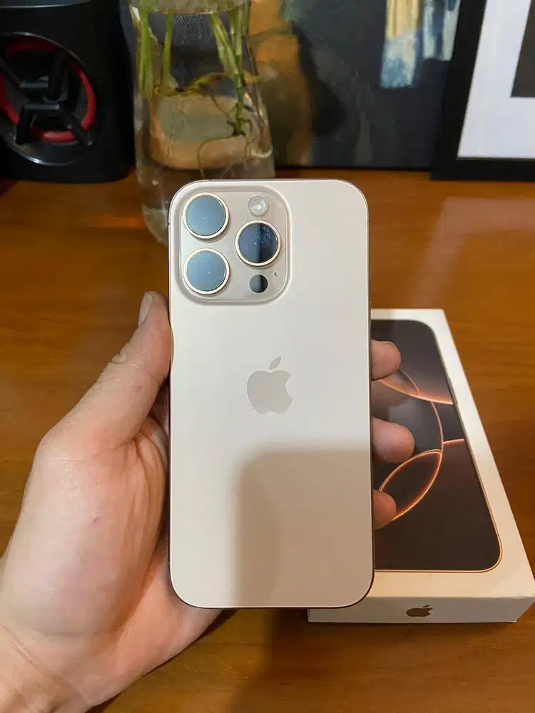 iPhone 16 Pro 128GB iBox