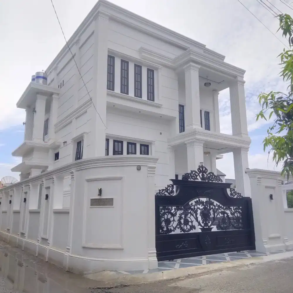 Rumah Mewah Tipe 260 di Mibo