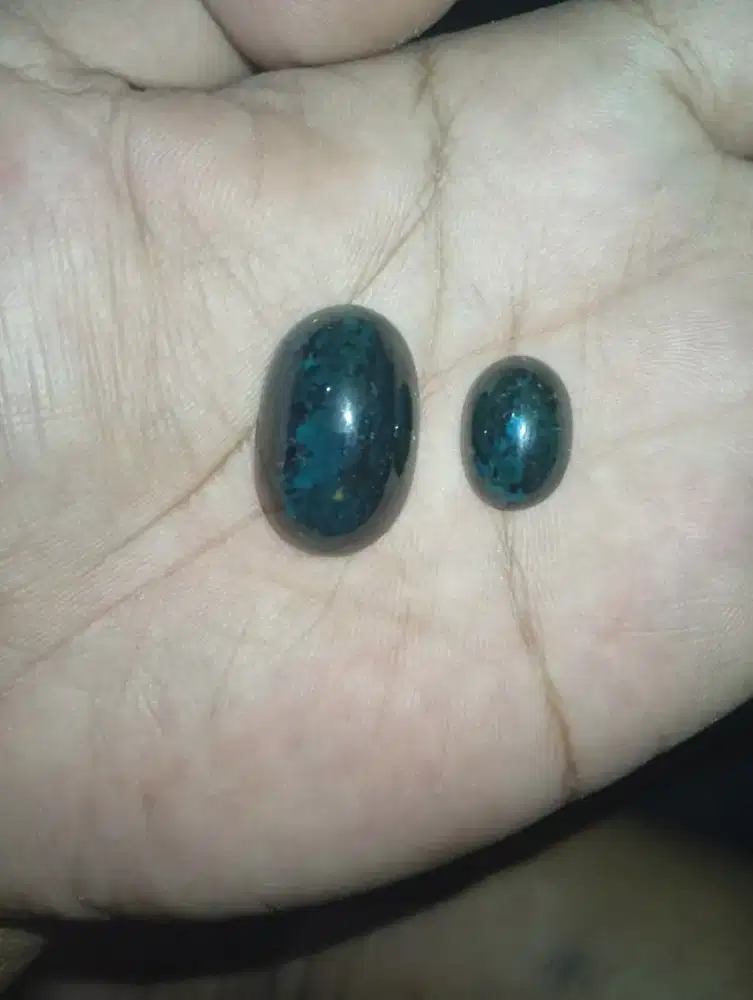 Batu Bacan Totol