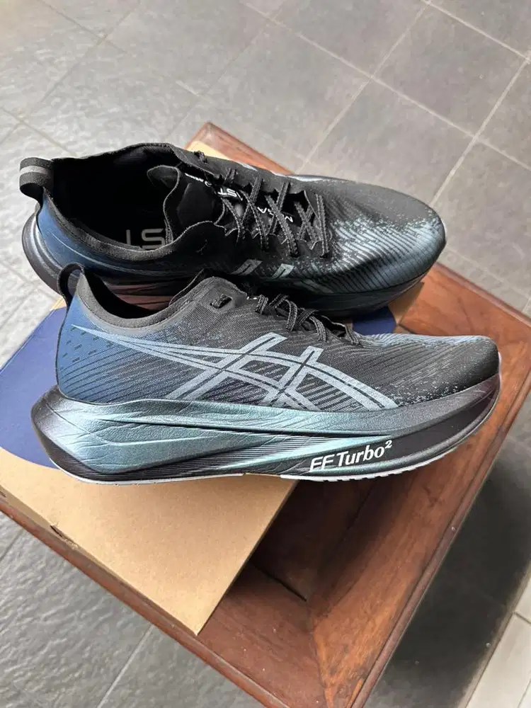 Sepatu Running Asics Megablast Black