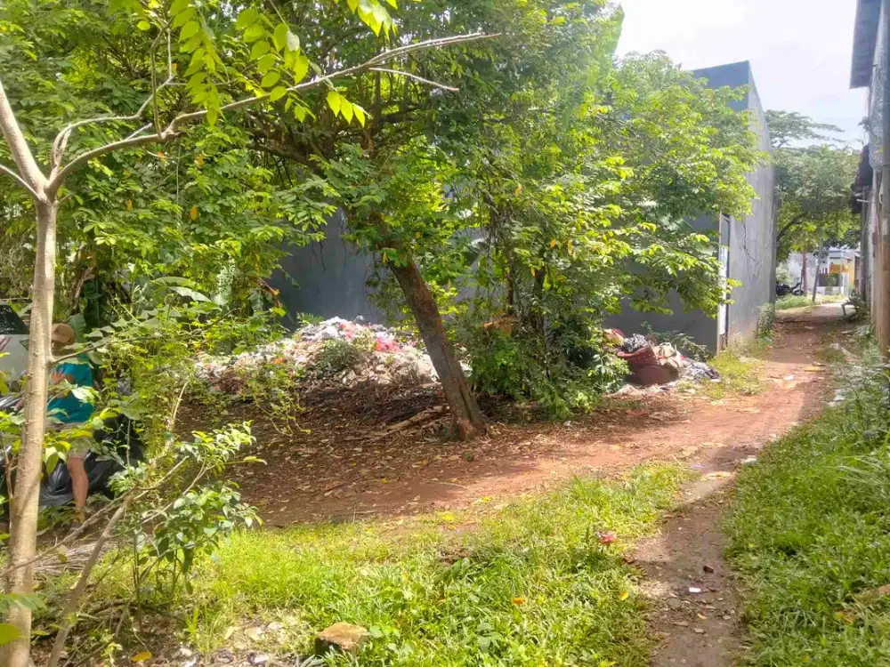 Di jual cepat tanah darat asli di lingkungan dlm kampung ramai penduduk lokasi Ciledug Tangerang kota