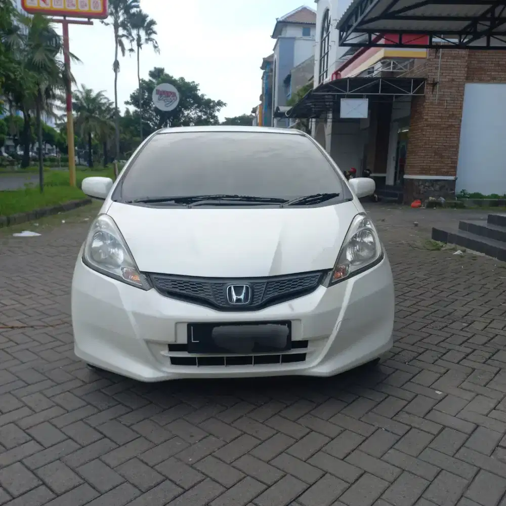 Dijual Cepat Honda Jazz 2011 S Matic Istimewa Tgn 1