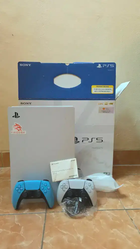 Sony ps5 dengan ssd firecuda 4tb 2 stick dan 2 game