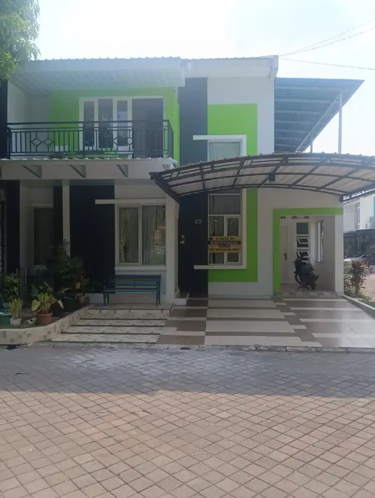 Disewakan Rumah 2 Lantai