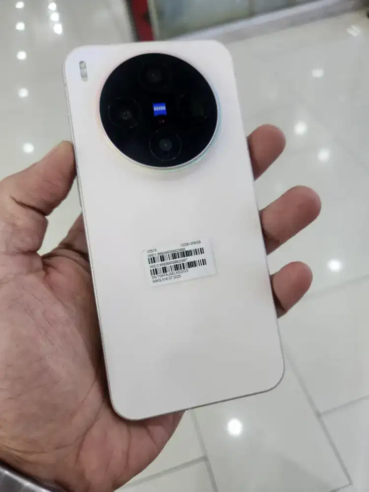 Vivo x300 12/256 like New garansi on resmi Indonesia