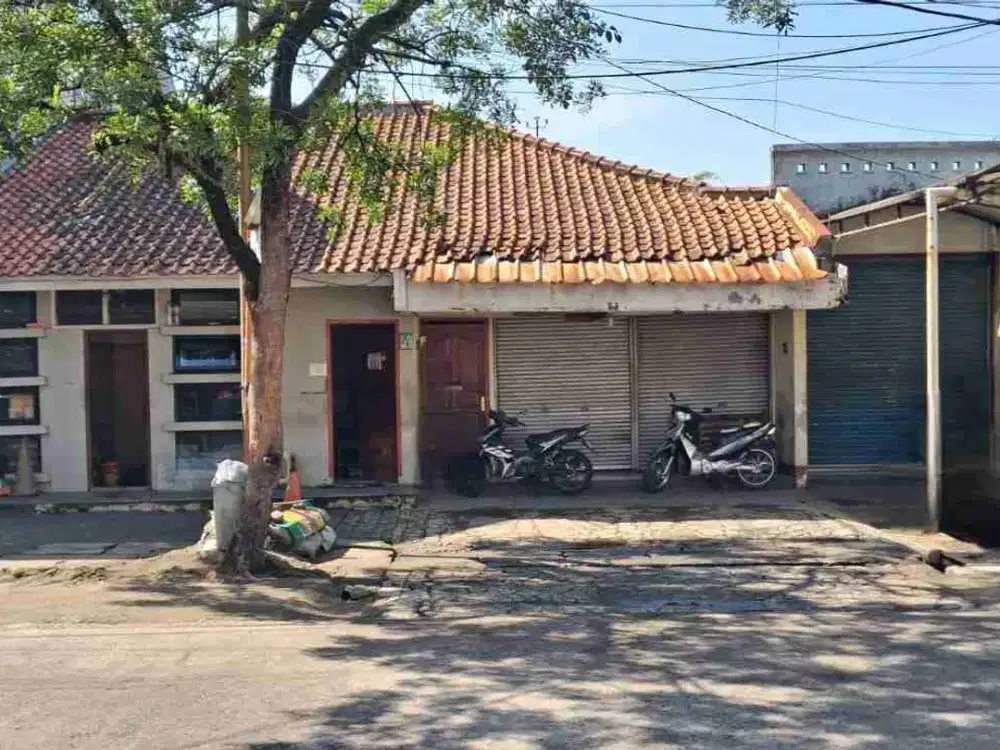 Jarang Ada! Rumah Luas di Second Mainroad Buah Batu Turangga Cocok Untuk Usaha