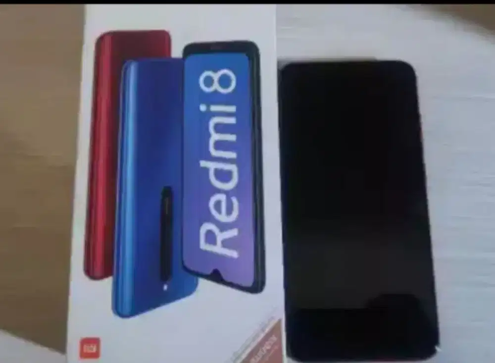 Redmi 8 warna merah