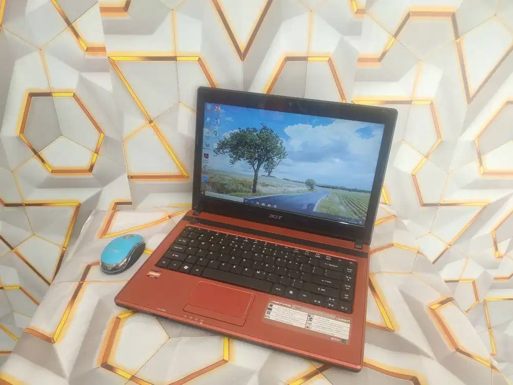 LAPTOP DIJUAL ACER 4253 RAM 2GB HDD 500GB