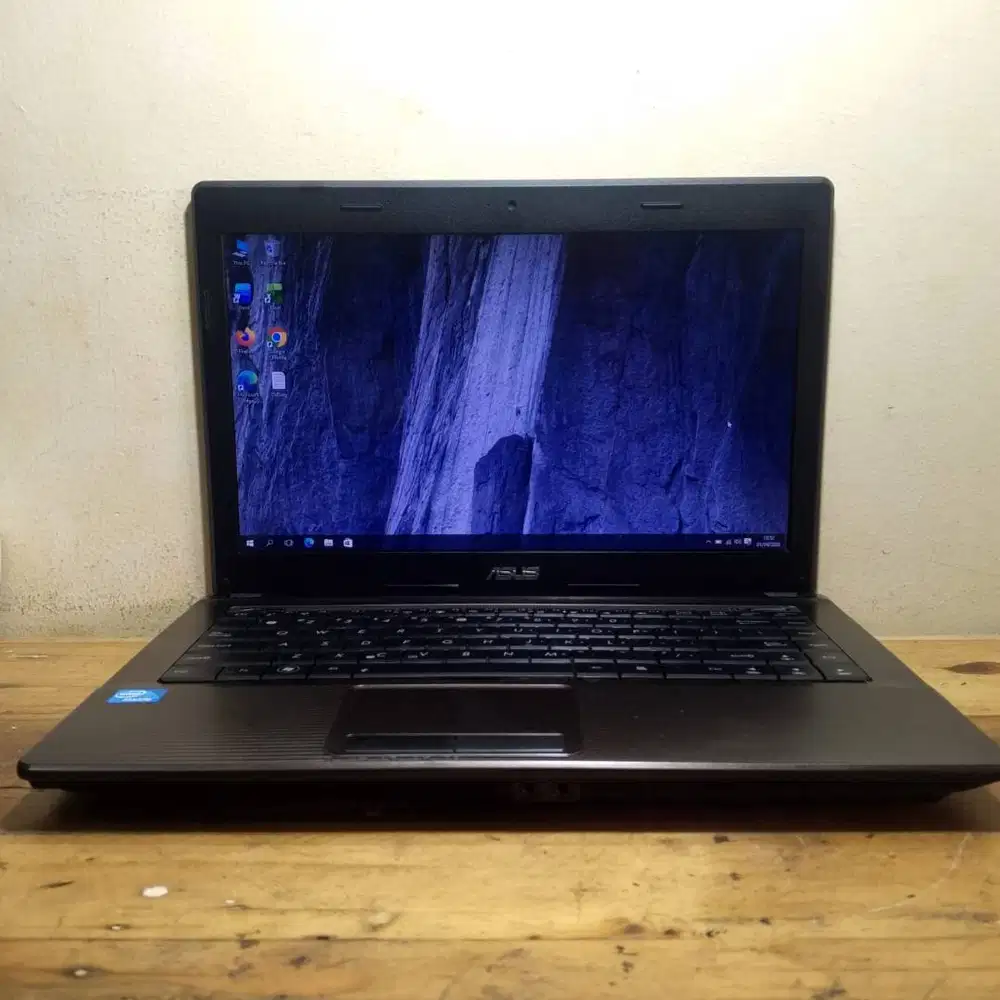 Asus Celeron B815 Ram 4 GB HDD 320 GB siap pakai