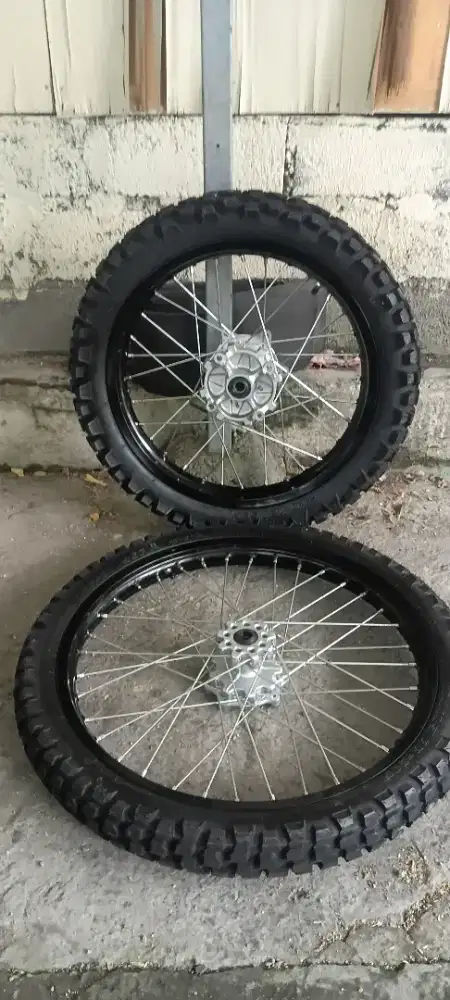 Velg motor honda CRF 2026 original