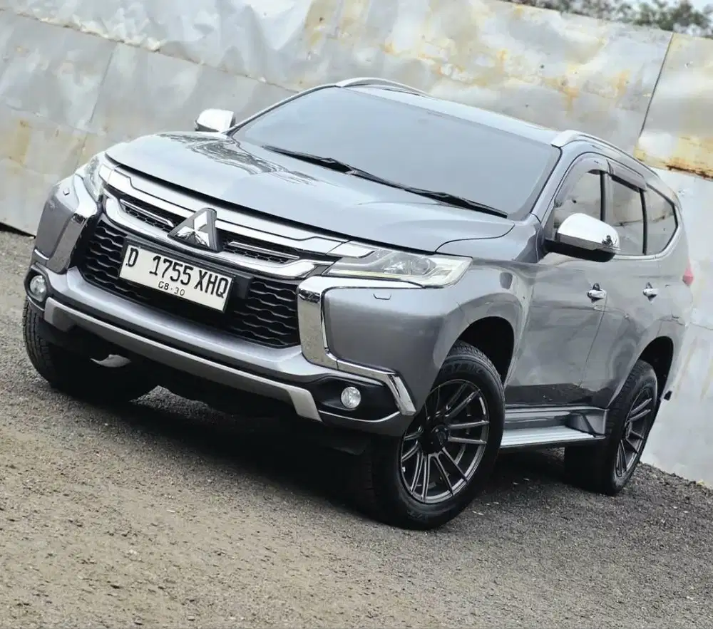 PAJERO SPORT DAKAR 2.4 AT 2016 LowKM 107rb RECORD MITSUBISHI BANDUNG