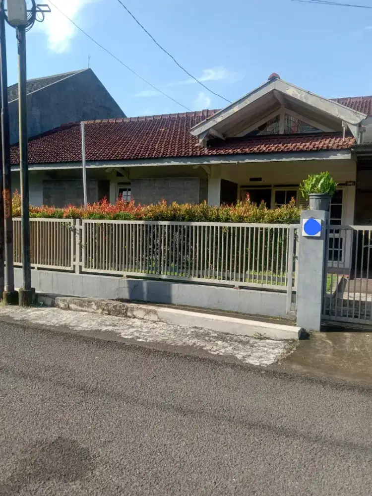 Di jual Rumah bagus siap huni