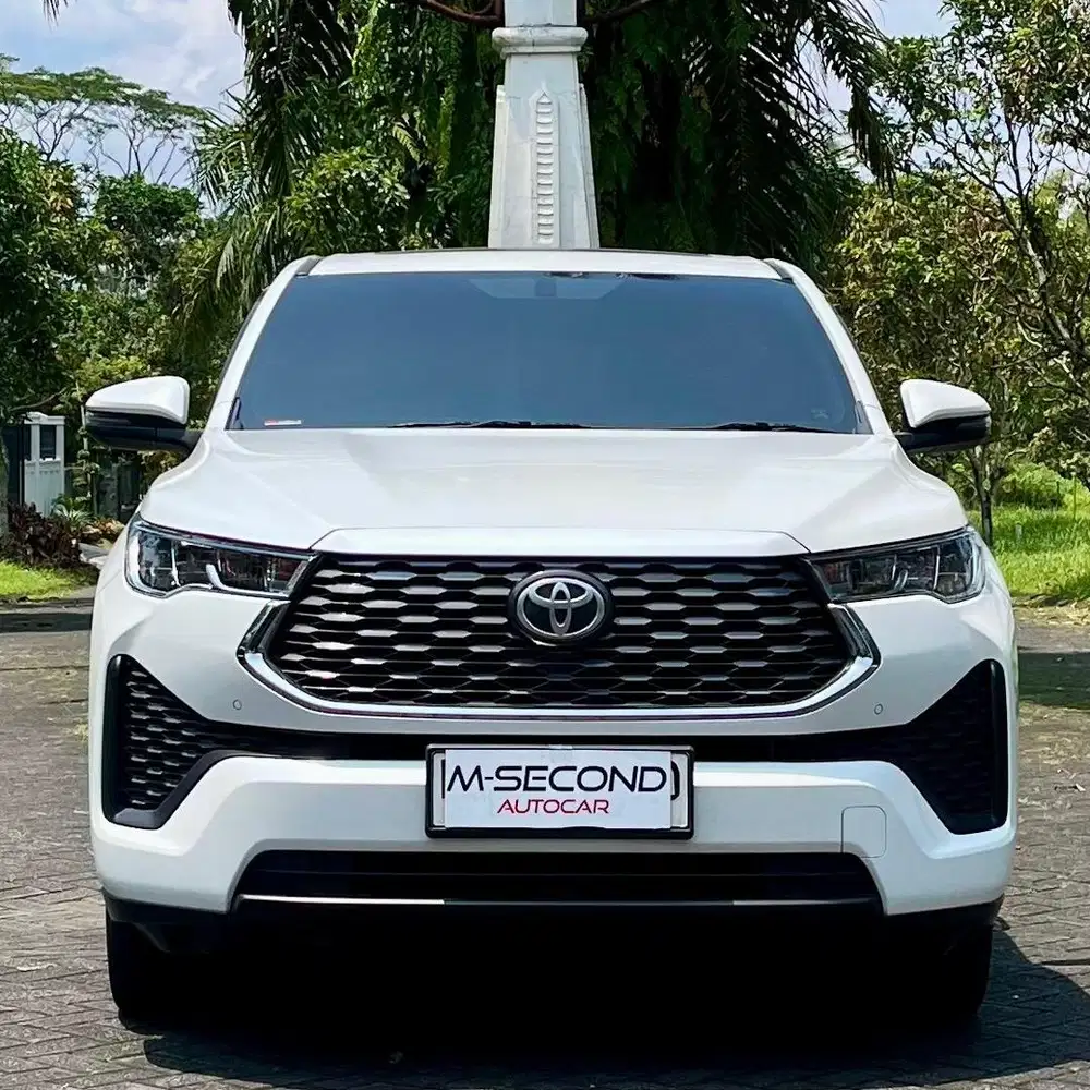 Toyota innova Zenix Hybrid 2.0 CVT 2024