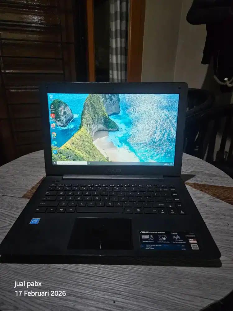 Laptop hp mulus siap pake ram 4gb ddr4 lokasi harapan indah bekasi