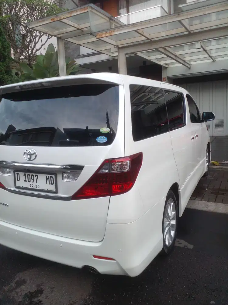 Toyota Alphard 2009 Bensin