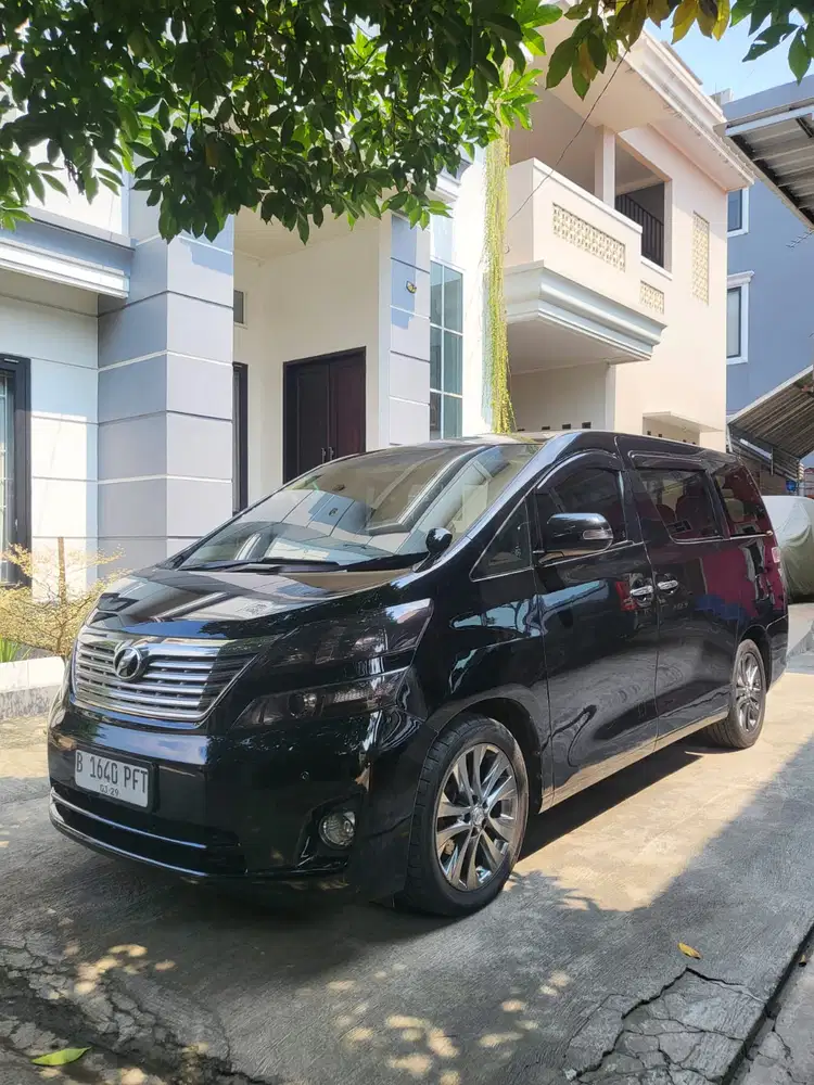 Toyota Vellfire 2010 Bensin