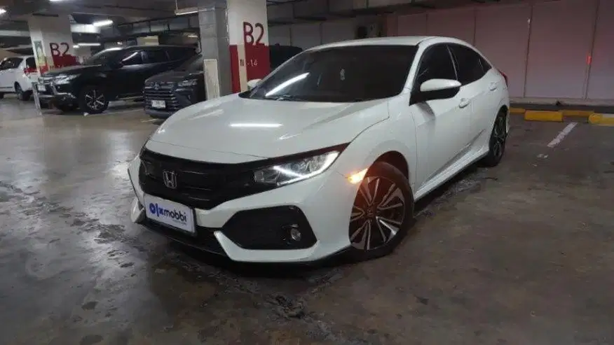 Honda Civic 1.5 S Hatchback Bensin-AT 2017 Putih