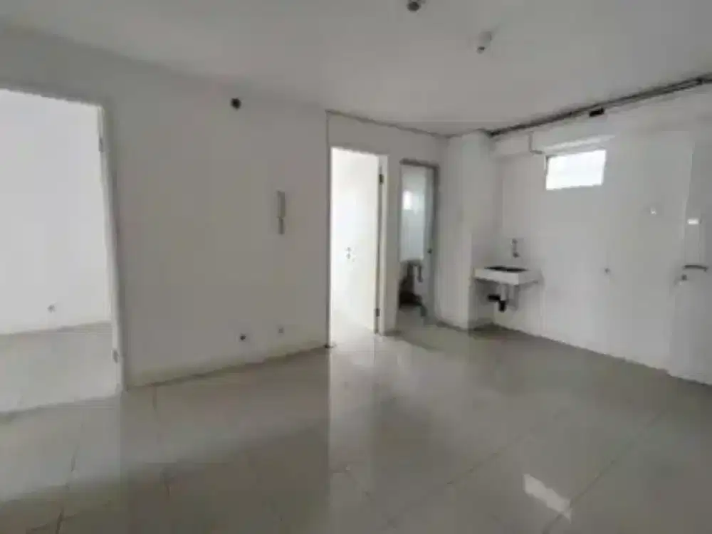 Dijual unit 3br apartement bassura city Lt Rendah