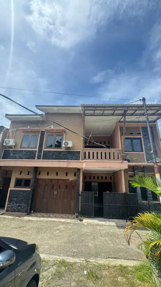 DIJUAL RUMAH 2 LANTAI