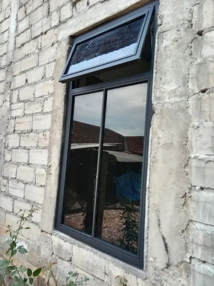 Jendela aluminium T150cm L120cm hrg berikut jasa psg bs bayar ditempat