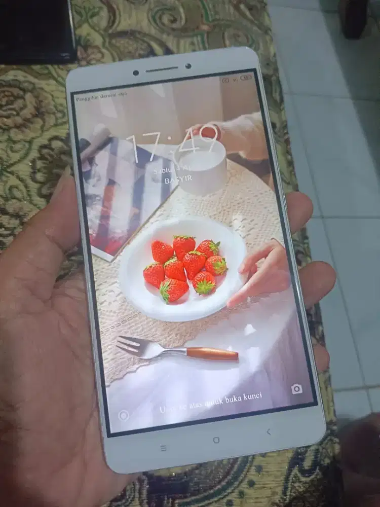 Xiaomi mi max1.. 3/32.. layarr bessar msh ok punya