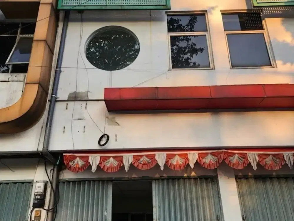 Ruko Raya A Yani Siap Pakai Cocok Usaha Strategis