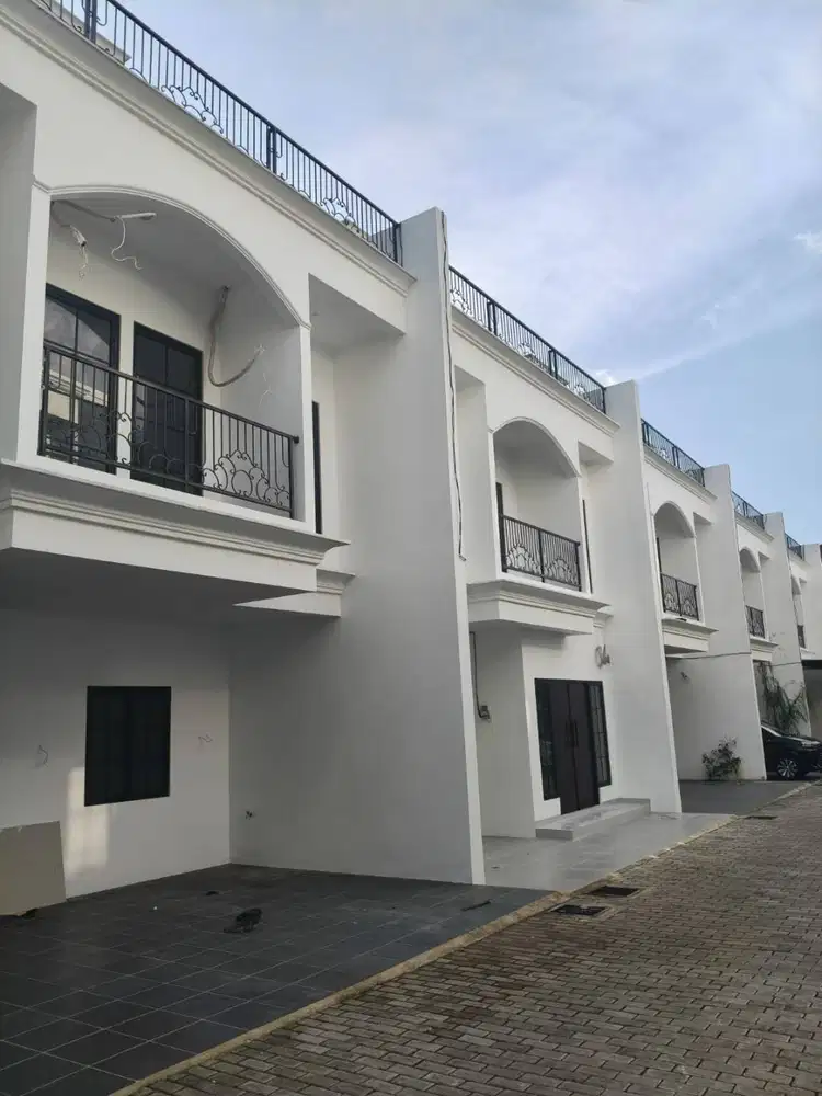 Dijual Rumah Classic Mewah, daerah pasar minggu Jaksel