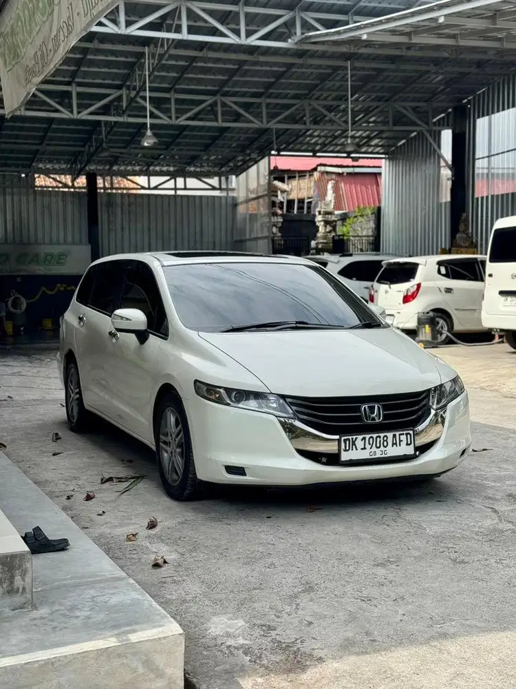 Honda Odyssey RB3 2.4 AT - 2010