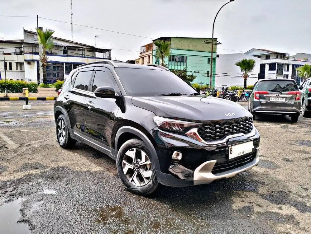 Kia Sonet Premier 5seat 2023 LOW KM