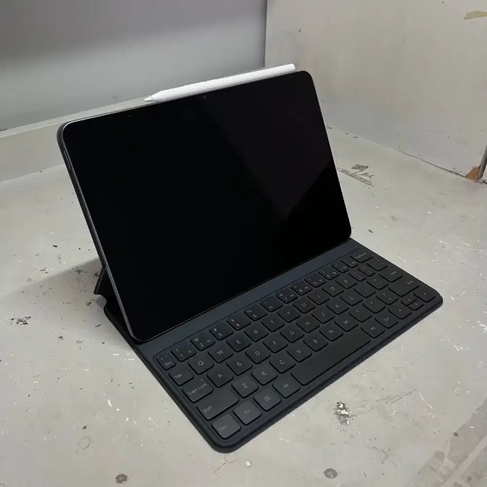 Xiaomi Pad 7 8/256 like new Keyboard & Focus pen ori Garansi 2027