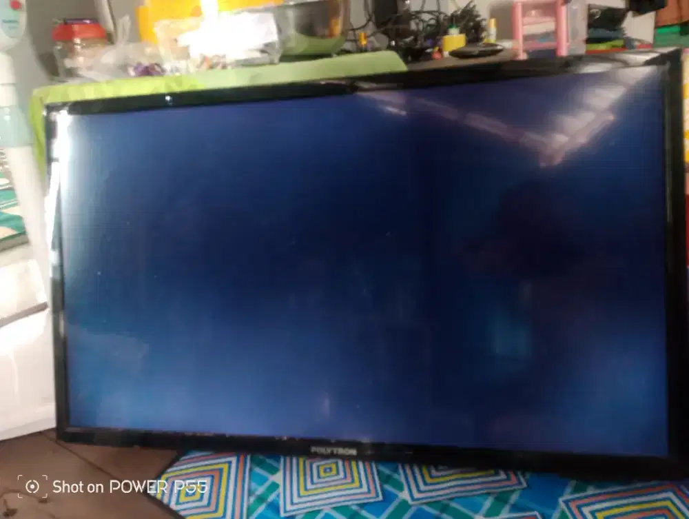 TV LED 32 POLYTRON seadanya