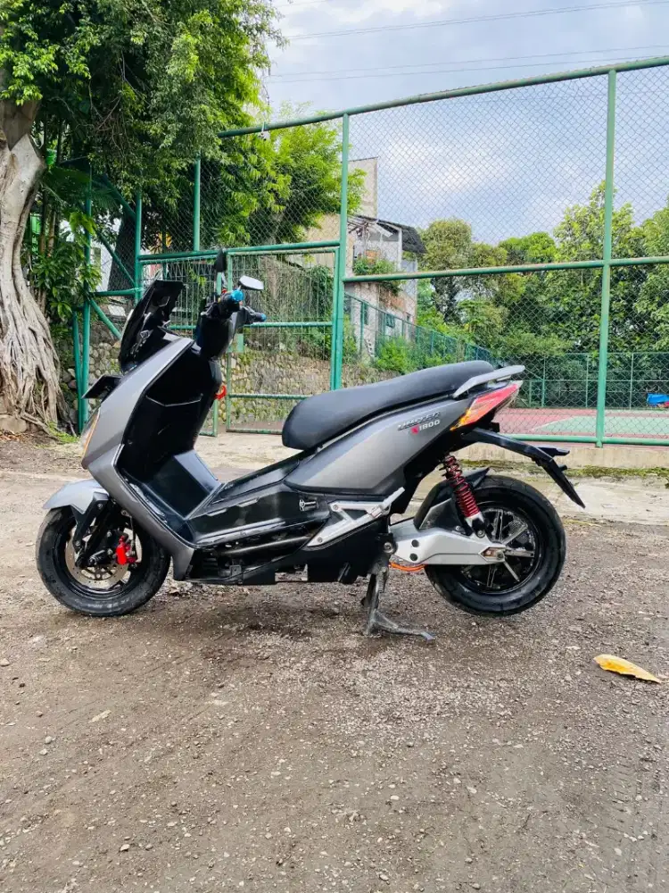 Motor listrik united tx 1800 Tahun 2023