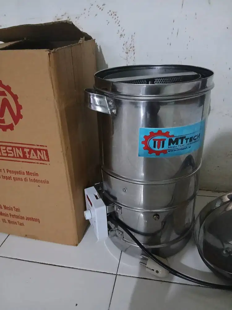 Mesin spinner peniris minyak