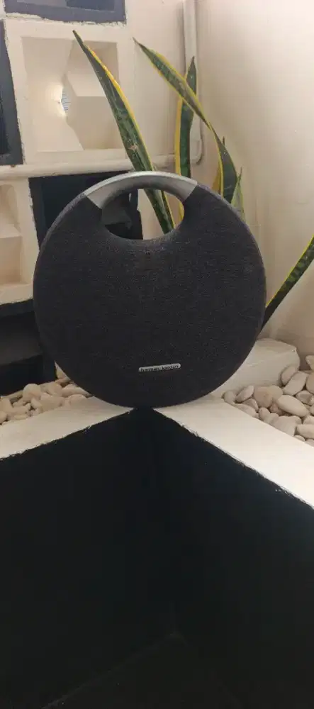 Harman kardon onyx studio 5