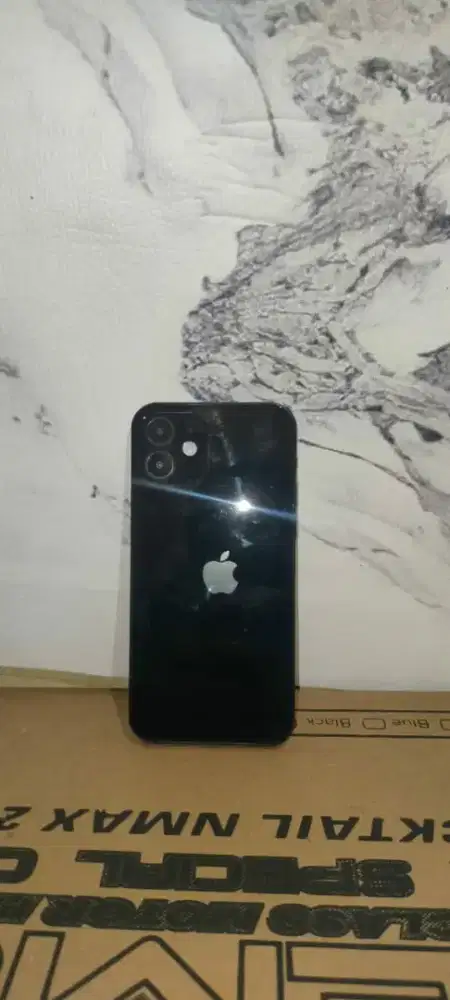 Ip 11 hitam dummy pajangan toko