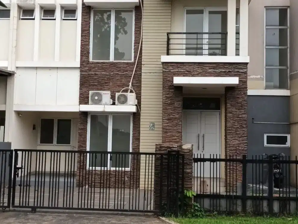 Fdff. Rumah Disewakan di Esplandae Grand Wisata