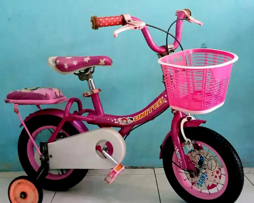 Sepedah anak cw untuk usia 3 sampai 5 tahun
