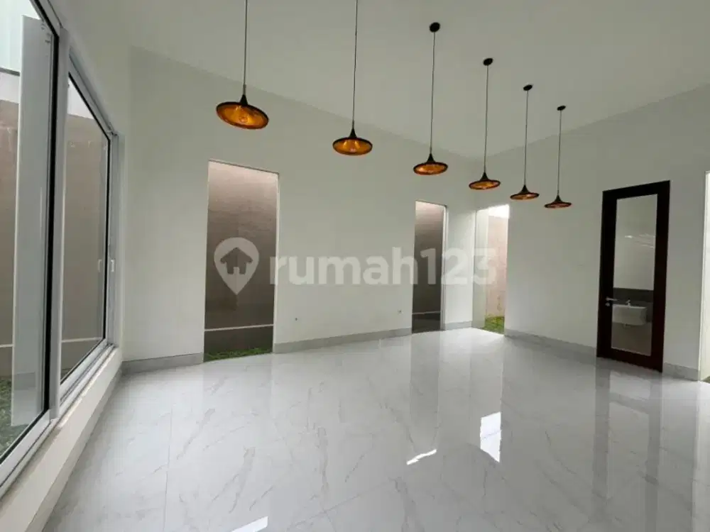 DIJUAL RUMAH LUX 100% BARU SETIA BUDI REGENCY WING 3 BANDUNG