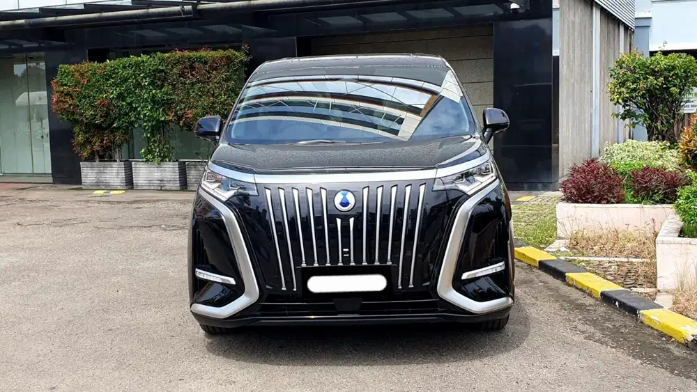 Denza d9 elite fwd 2025 hitam pajak panjang