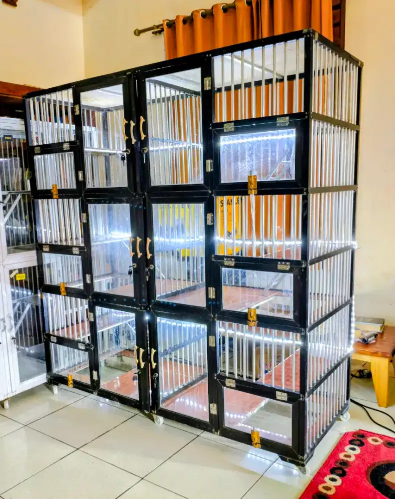 Kandang Kucing Aluminium Preloved BSH Persia Scottish British 6 Pintu