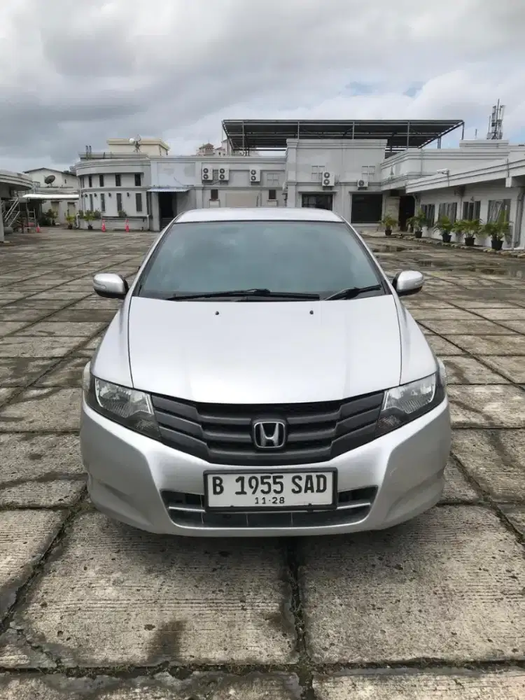 Honda city E 1.5 tahun 2010 at