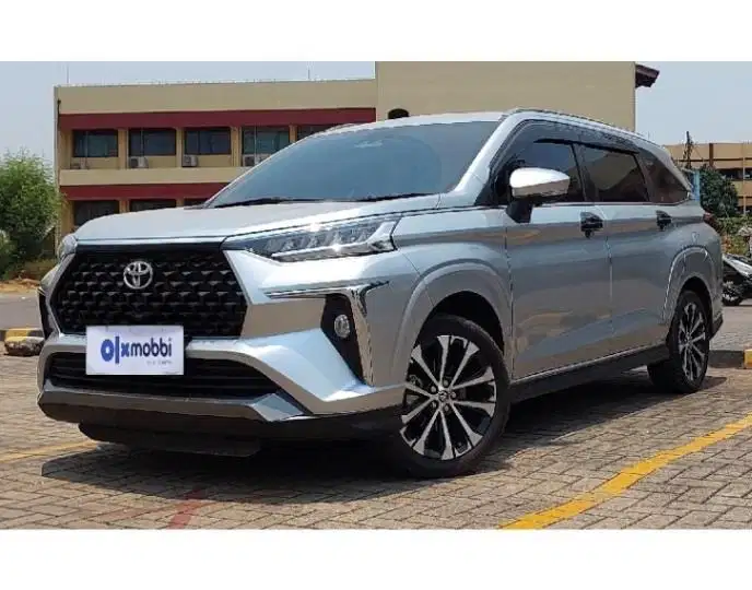 TDP 12JT, Toyota Avanza 1.5 Veloz Q TSS Bensin-AT Silver 2022