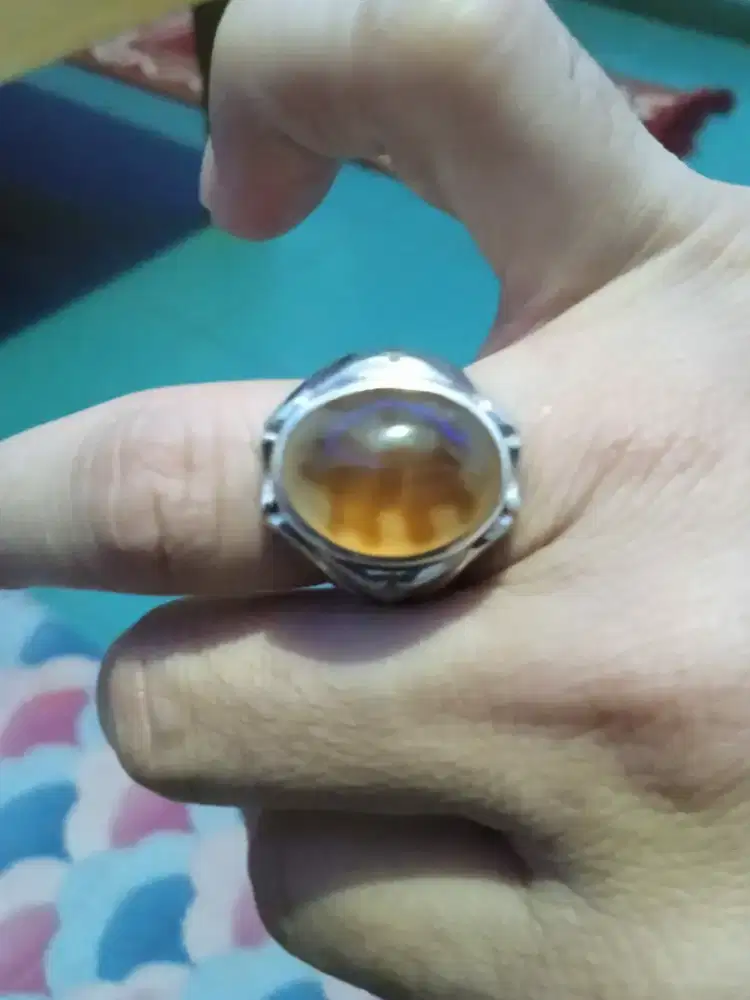 Di jual cincin bermotif langka