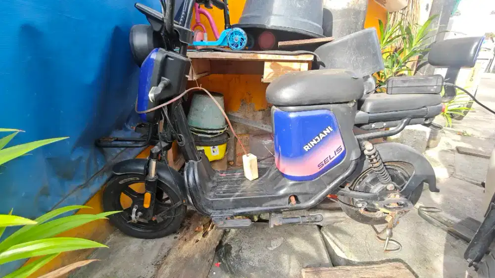 Sepeda listrik selis rinjani