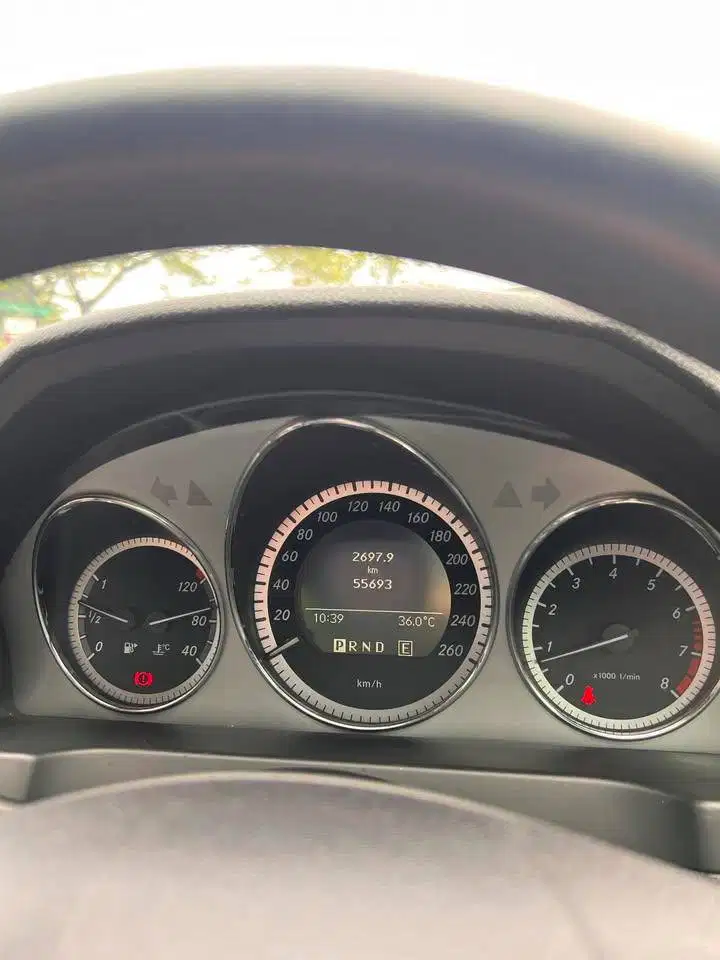 Mercedes Benz w204 c250 CGI