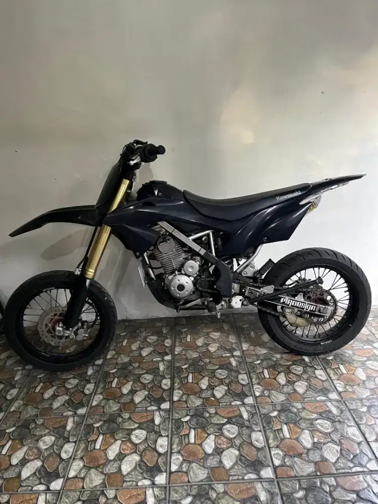 KAWASAKI KLX BF SE