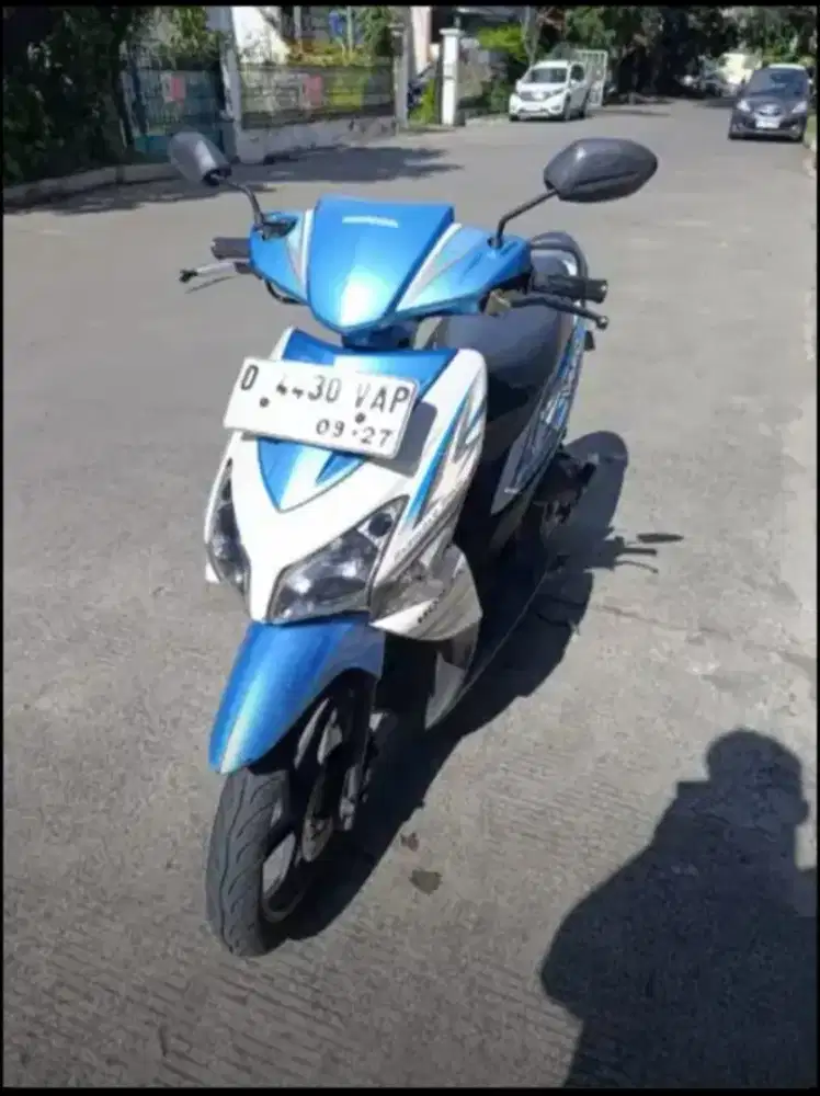 Bismillahirrahmanirrahim.. jual Vario Carbu tahun 2012
