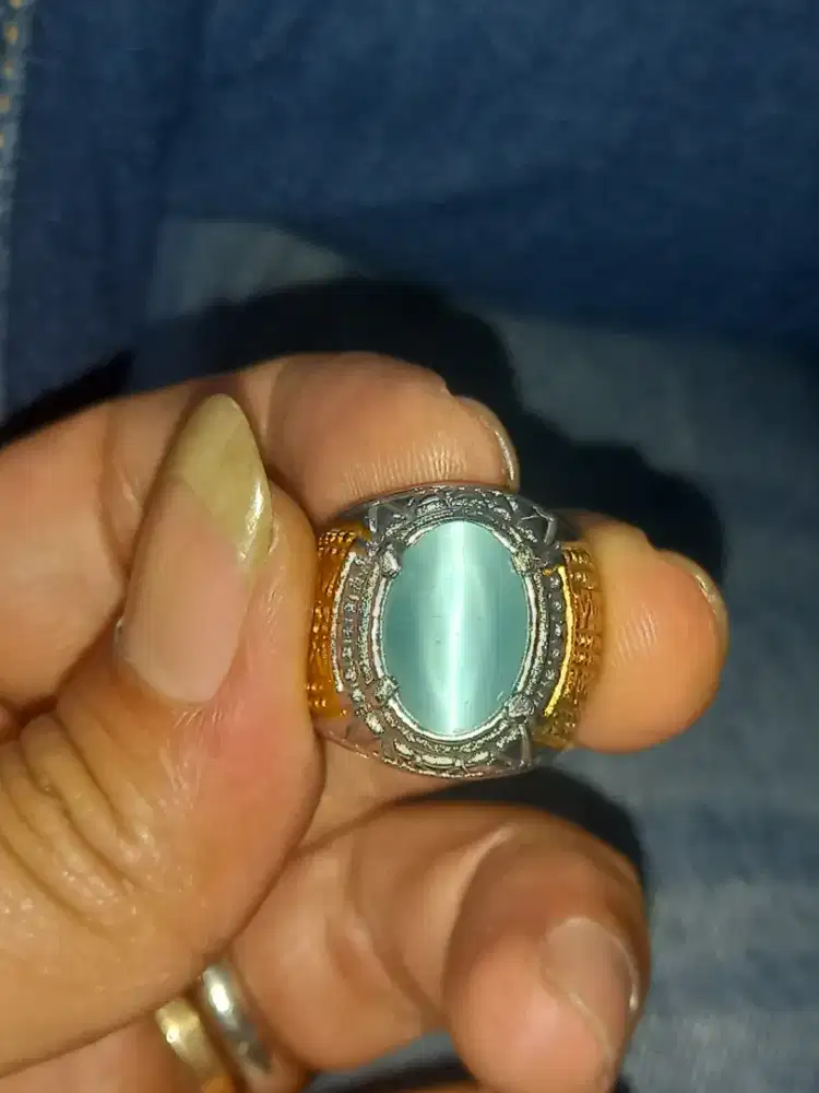 Batu Mata kucing ring