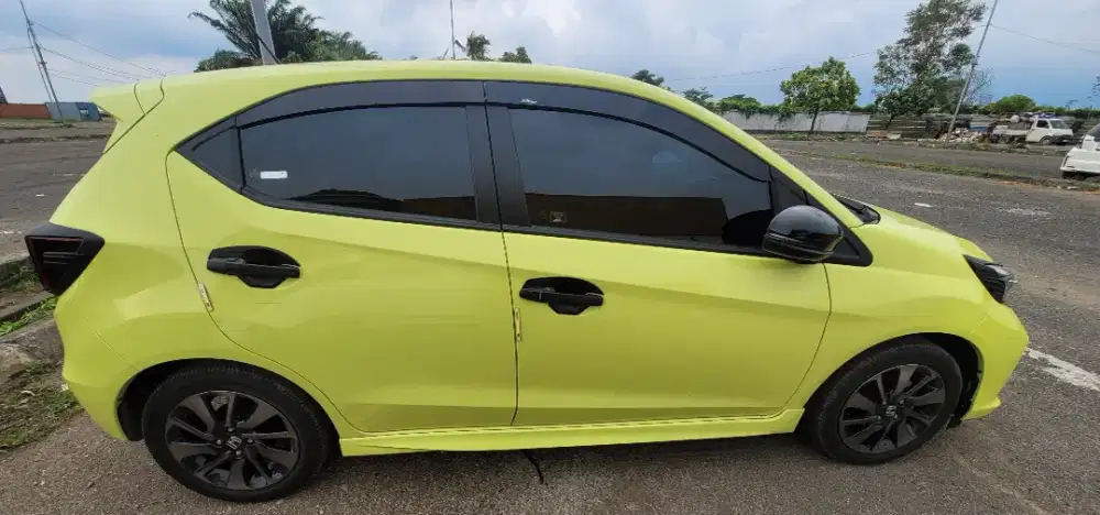 Take over mbl brio Rs matic mulus seperti baru Dp 35jt angsuran 5,5