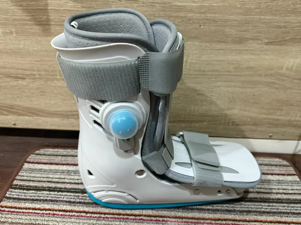 Shoes walker ankle walker sepatu cidera kaki pasca operasi